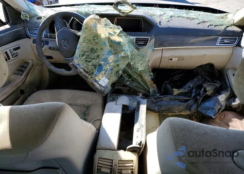 2014 Mercedes-Benz E 350 z USA, uszkodzony, nr VIN WDDHF5KB2EA856808